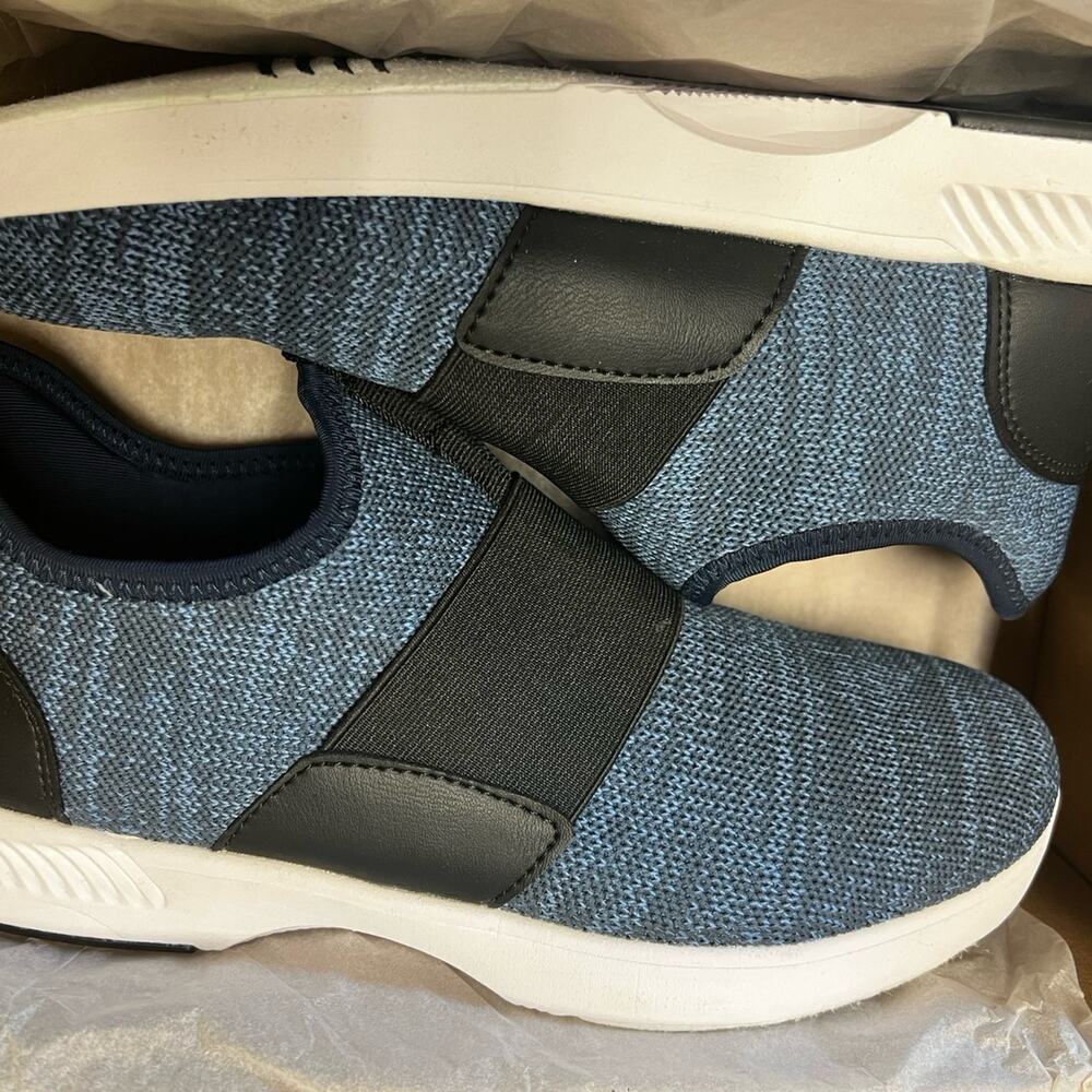 NIB Bowling Shoes KR Strikeforce Newports Men’s 7.5, Women’s 9